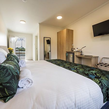 Club Maclean Motel Extérieur photo