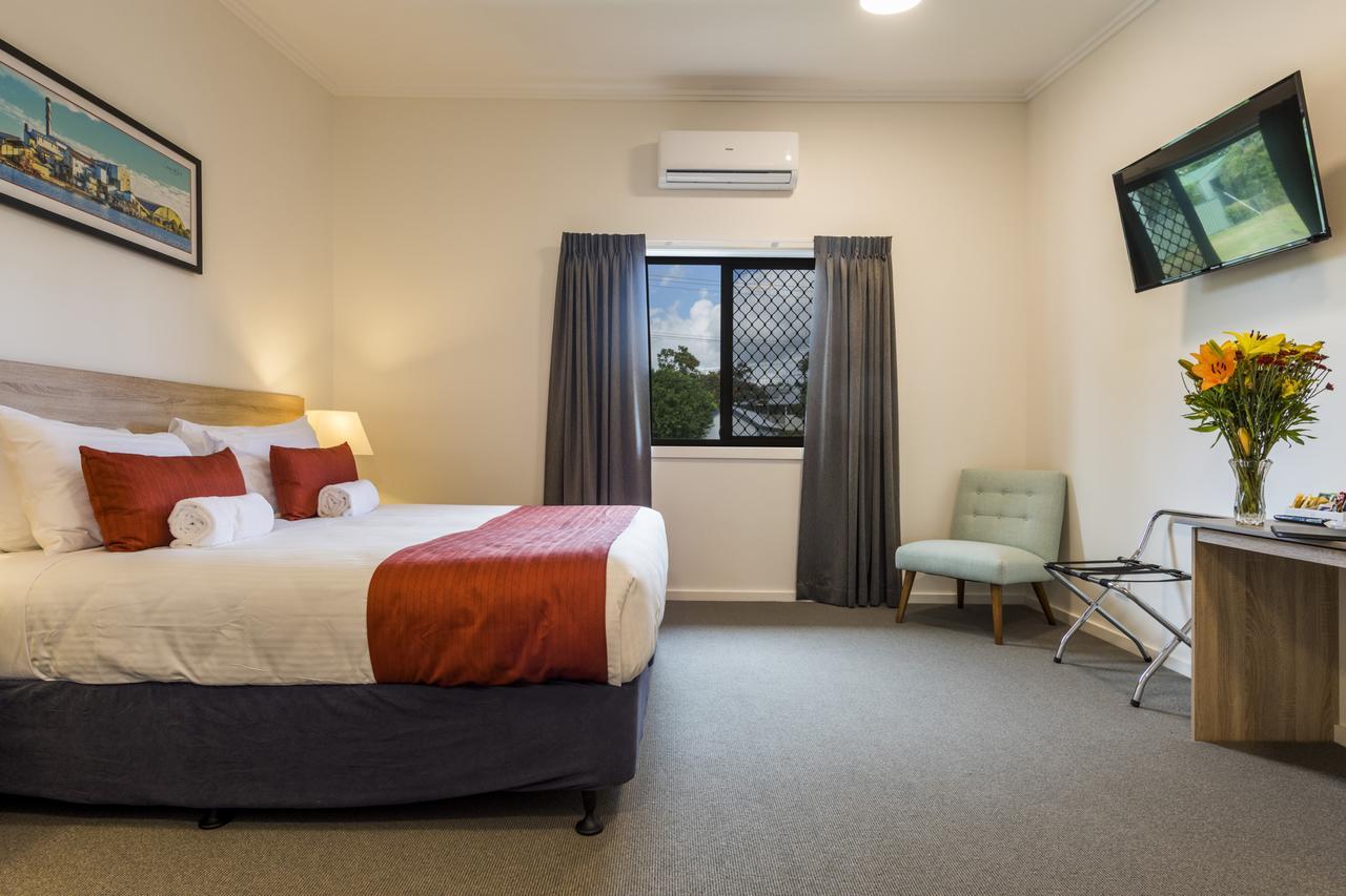 Club Maclean Motel Extérieur photo